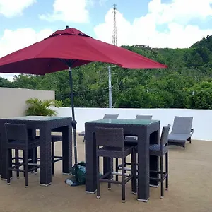 Fully Air-conditioned Front Penthouse Naguabo